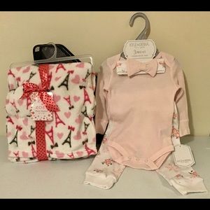 3 piece set and Plush blanket